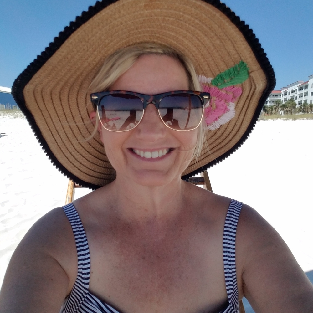 Meet your Posher, Denise